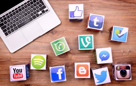 How to do social media management